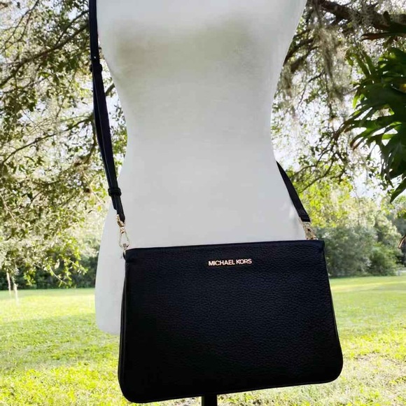 Michael Kors Crossbody Black pebbled leather - Picture 2 of 6